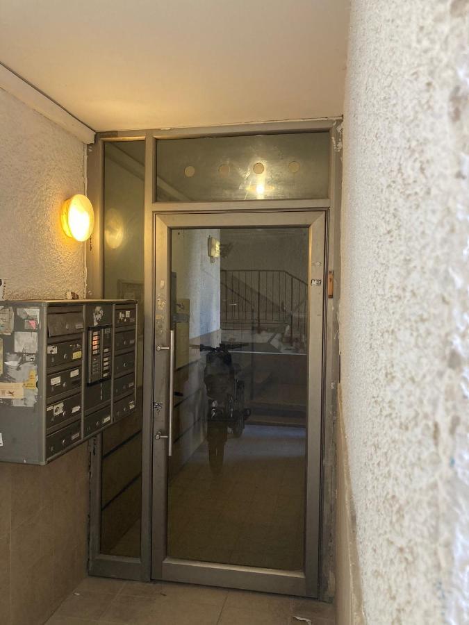 Bugrashov - Charming, Amazing & Quiet 2 Rooms テル・アビブ エクステリア 写真